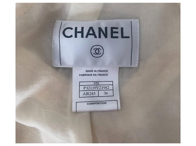 Chanel-Jacke aus beiger Wolle - Ansicht 10
