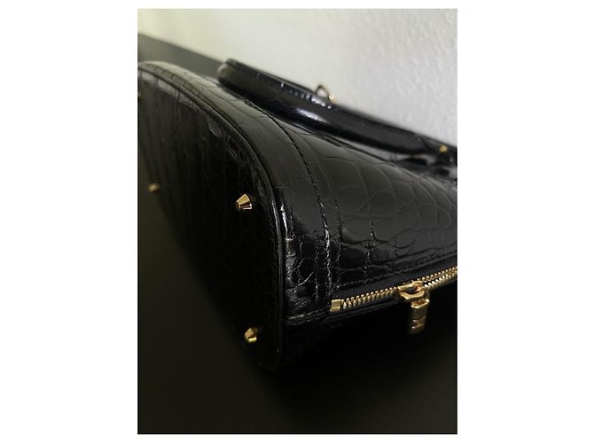 Borsa a tracolla Louis Vuitton Alma in pelle di coccodrillo lucida nera Nero - vista 9