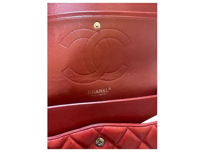 Borsa Chanel Timeless Jumbo Rossa in Pelle Caviar Rosso - vista 3