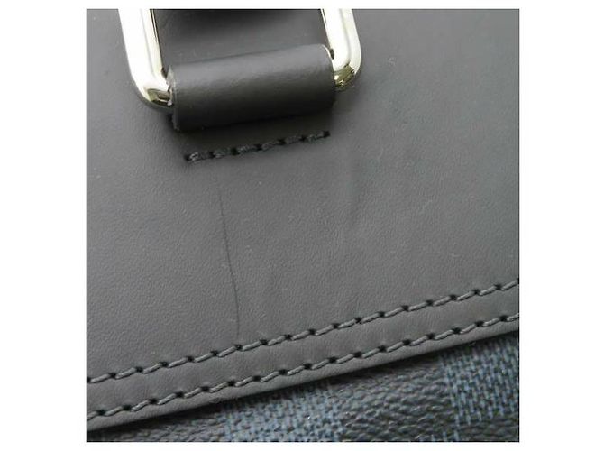 Borsa a mano Louis Vuitton Damier Cobalt Greenwich nera Nero Grigio - vista 7