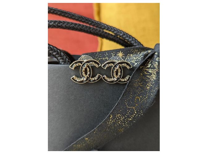 Chanel CC B15Orecchini GHW con logo V in smalto nero - vista 6