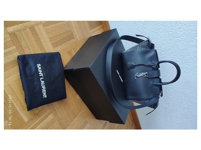 SAINT LAURENT CABAS B. BORSA IN PELLE CON BORCHIE Nero - vista 13