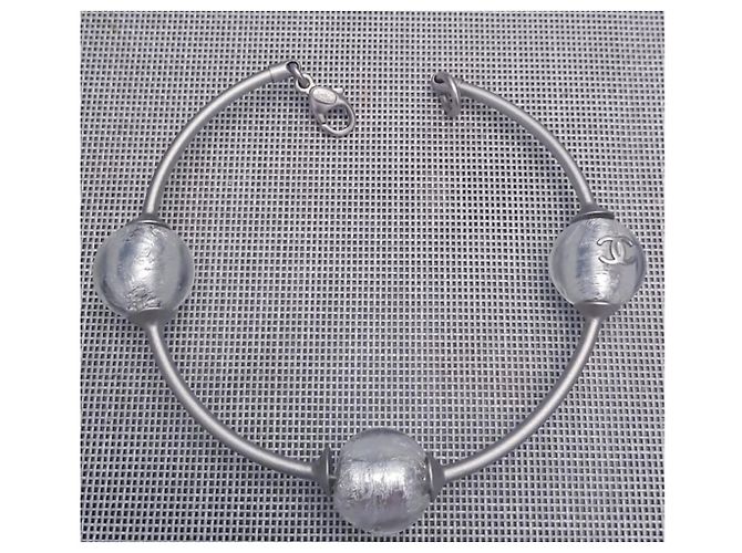 Bracciale Chanel in metallo argentato e resina Argento - vista 2