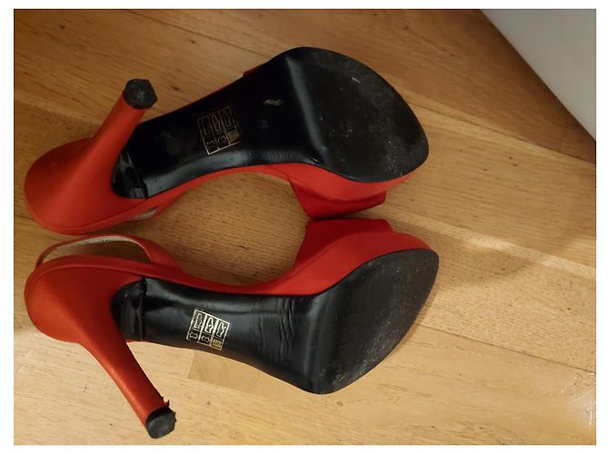 Zapatos de tacón Stuart Weitzman de satén rojo 37 Roja - vista 5