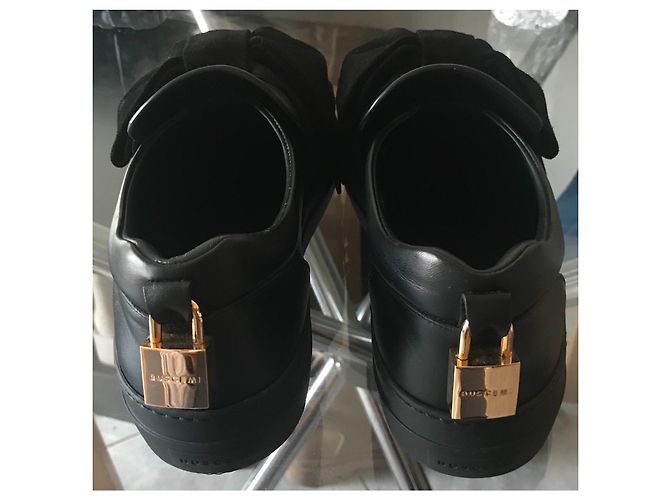 Sneakers Buscemi Bow in pelle nera Nero - vista 4
