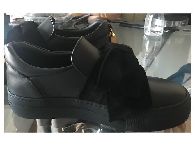 Sneakers Buscemi Bow in pelle nera Nero - vista 8