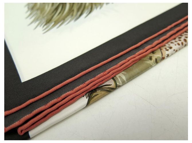 Hermès NUOVA SCIARPA HERMES GUEPARDS DALLET CARRE 90 IN SETA SCIARPA IN SETA NERA KHAKI NUOVA Bianco - vista 8