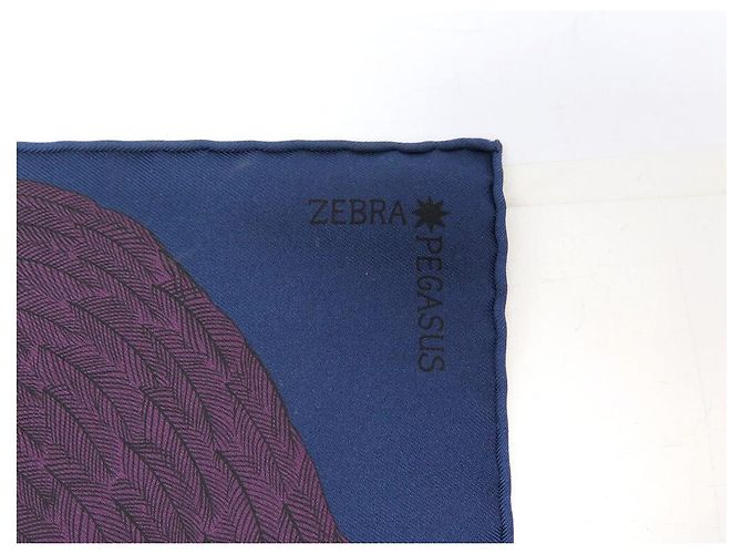 Hermès HERMES ZEBRA PEGASUS GAVROCHE QUADRATISCHER SCHAL 45 SCHALBOX AUS SEIDE + SEIDE Marineblau - Ansicht 6