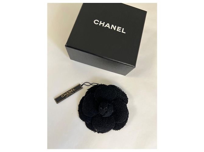 Chanel broche de camelia Negro - vista 2