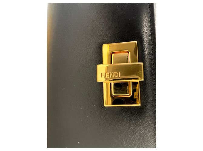 Fendi Monedero Continental Peekaboo - vista 3