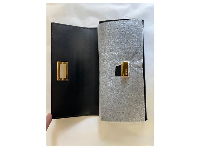 Fendi Monedero Continental Peekaboo - vista 8