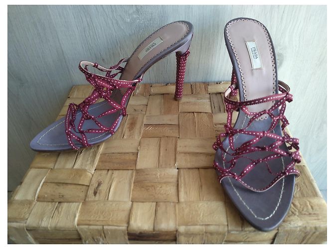Décolleté Prada in pelle viola Porpora - vista 2