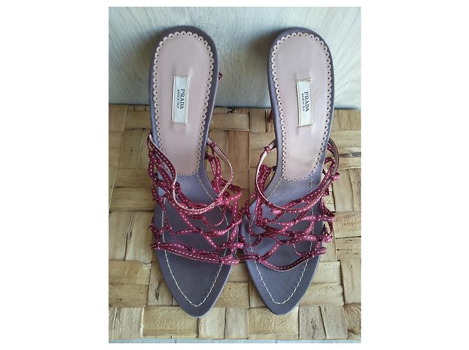 Décolleté Prada in pelle viola Porpora - vista 3
