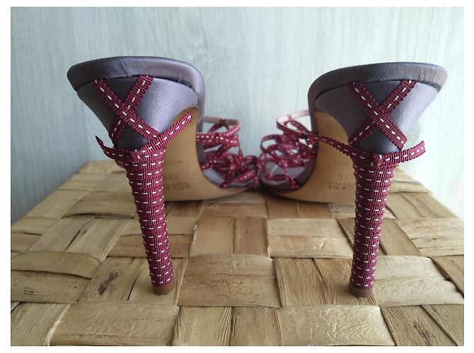 Décolleté Prada in pelle viola Porpora - vista 4