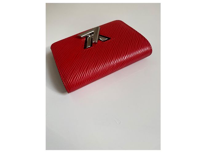 Louis Vuitton Billetera torcida Roja - vista 4