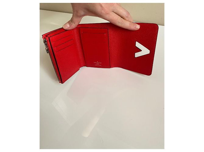 Louis Vuitton Billetera torcida Roja - vista 7