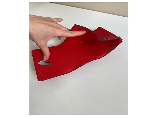 Louis Vuitton Billetera torcida Roja - vista 8