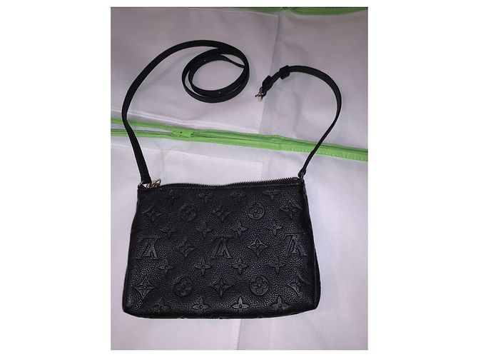 Borsa Louis Vuitton Pallas Nero - vista 2