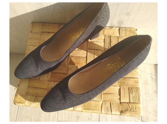 Salvatore Ferragamo schwarze Stoff Pumps 7 cm - Ansicht 3