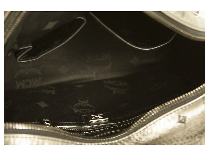 Zaino MCM 'Stark Insignia' in pelle di tela con borchie argento e canna di fucile - vista 5