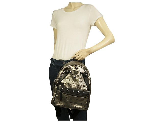 Zaino MCM 'Stark Insignia' in pelle di tela con borchie argento e canna di fucile - vista 9