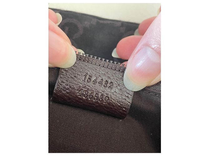 Gucci Clutch - vista 3
