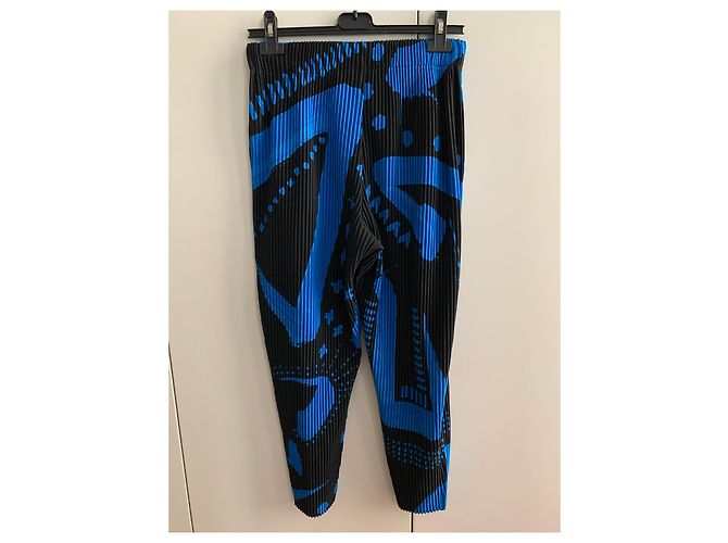 Issey Miyake Pantaloni Homme Plissé neri e blu - vista 2