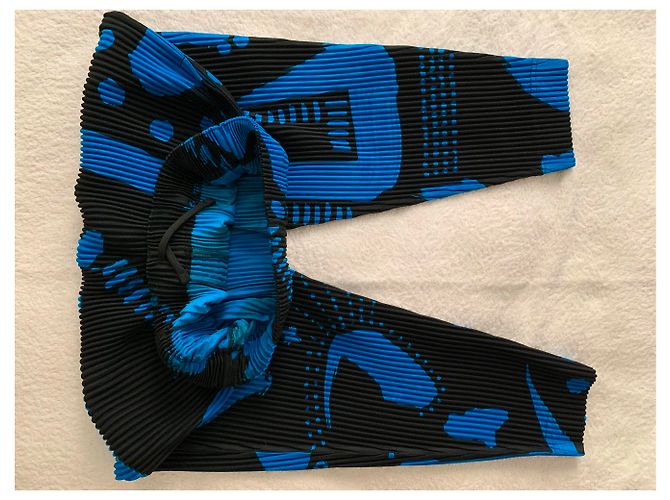Issey Miyake Pantaloni Homme Plissé neri e blu - vista 6