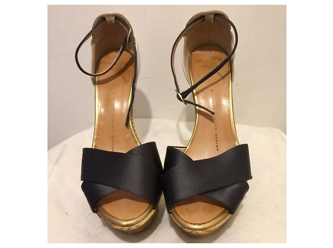 Giuseppe Zanotti Sandali Zanotti con cinturini alla caviglia e dettagli dorati Nero Bianco D'oro - vista 2