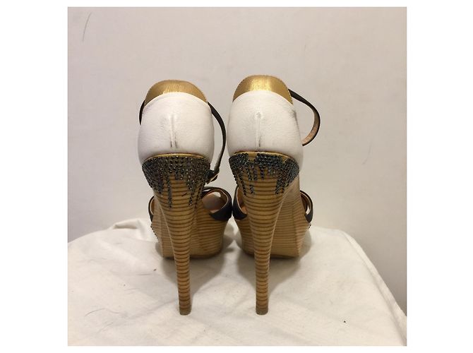 Giuseppe Zanotti Sandali Zanotti con cinturini alla caviglia e dettagli dorati Nero Bianco D'oro - vista 4