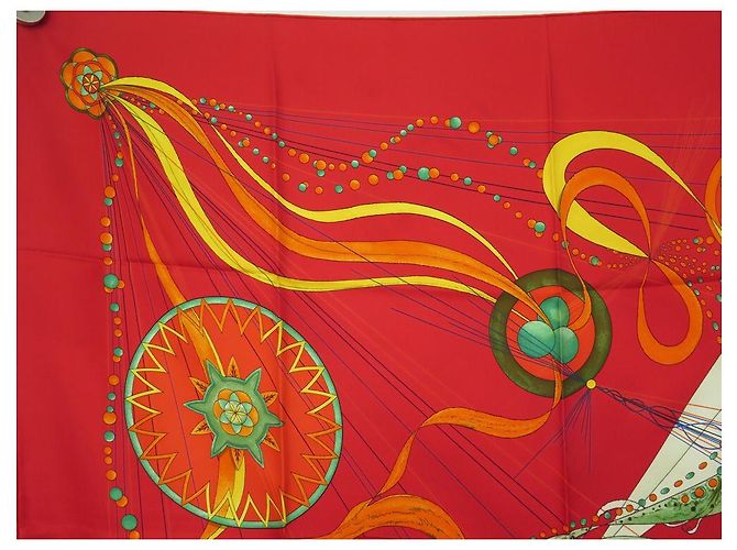 Hermès HERMES SCIARPA LA DANZA DELLA PIAZZA DEL COSMOS 90 PAUWELLS SETA SCIARPA IN SETA ROSSA Rosso - vista 2