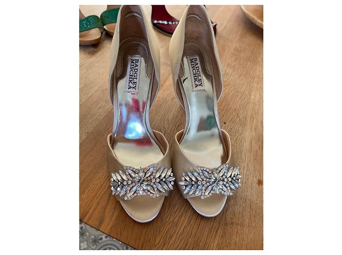 Badgley Mischka Décolleté in raso di strass Beige - vista 2