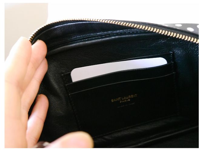 Saint Laurent Camera Bag Borsa a tracolla pelle nera a pois bianchi Nero Bianco - vista 6