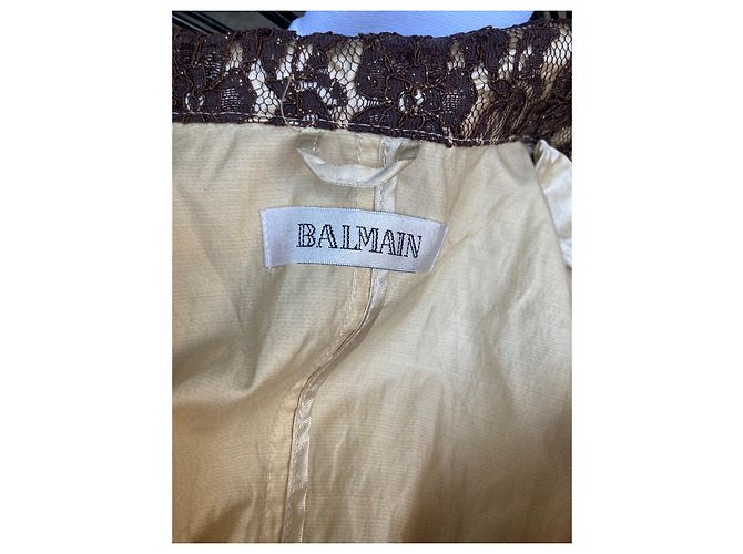 Hermosa gabardina de Balmain - vista 8