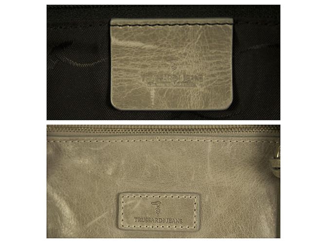 Trussardi Jeans Handtasche Bauletto aus grauem Distressed-Leder - Ansicht 6