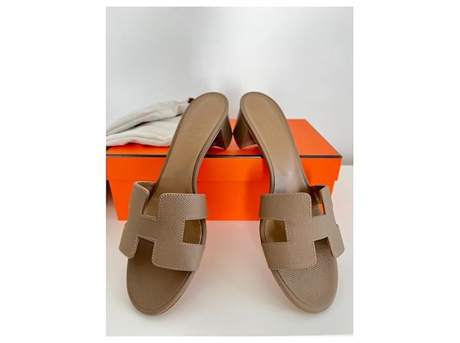 Hermès Sandali Etoupe Oasis Marrone - vista 2