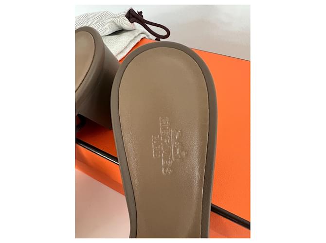 Hermès Sandali Etoupe Oasis Marrone - vista 5