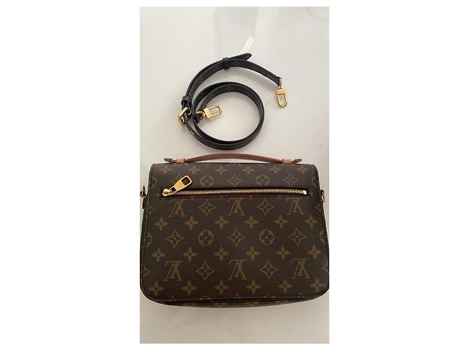 Borsa a mano Louis Vuitton Metis in pelle marrone - vista 2