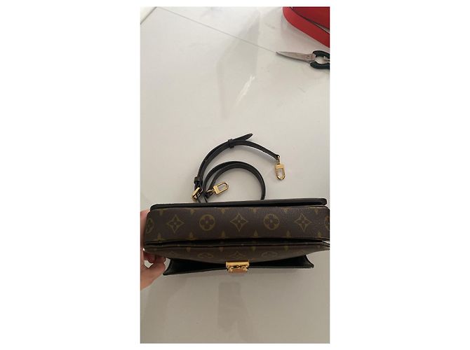 Borsa a mano Louis Vuitton Metis in pelle marrone - vista 3