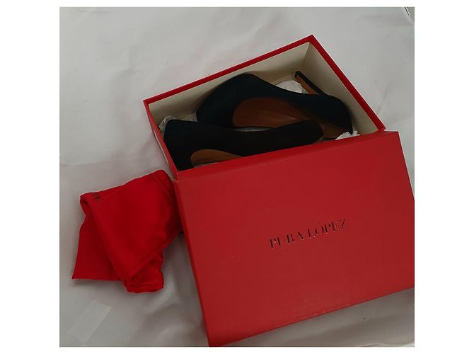 Pura Lopez Pumps aus schwarzem Wildleder 37 - Ansicht 6