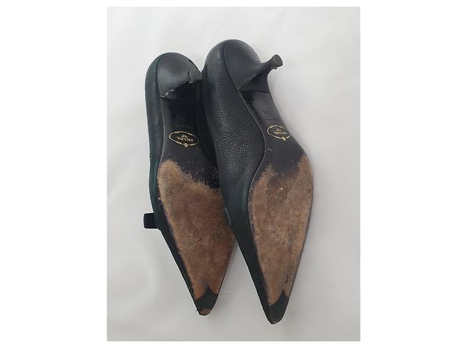 Tacchi Prada in pelle neri Taglia 39.5 Nero - vista 5
