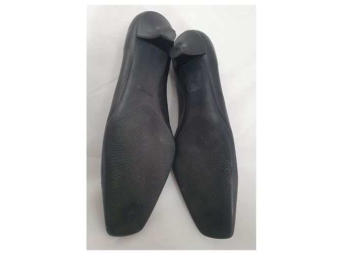 Tacchi Prada in pelle nera 5 cm Nero - vista 4