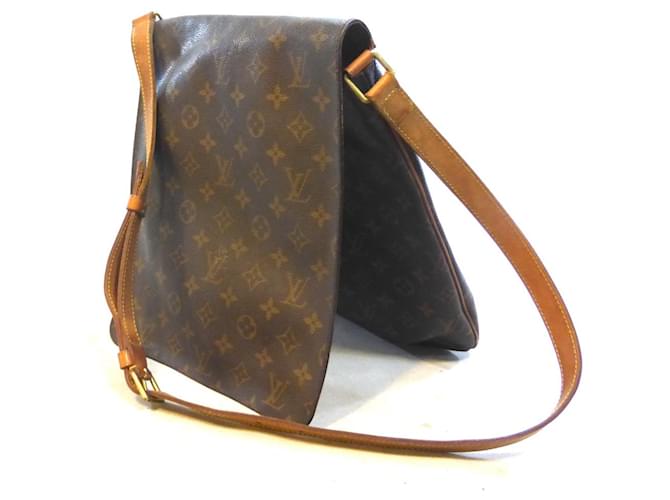 Louis Vuitton MUSIC SALSA GM MONOGRAM Marrone - vista 14