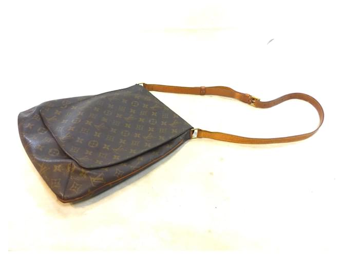 Louis Vuitton MUSIC SALSA GM MONOGRAM Marrone - vista 3