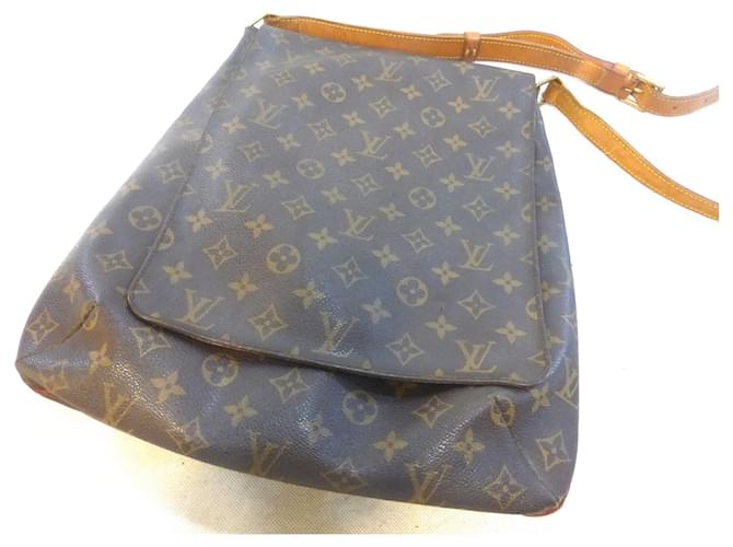 Louis Vuitton MUSIC SALSA GM MONOGRAM Marrone - vista 4