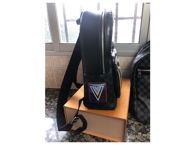 Zaino Louis Vuitton DR 3188 in pelliccia Multicolore - vista 2