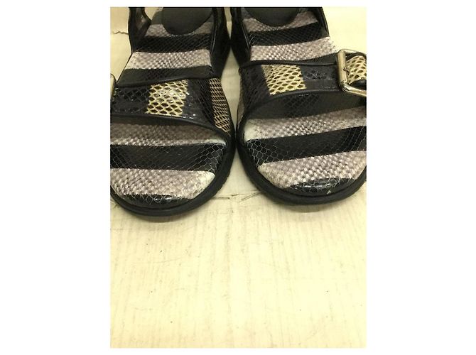 GIVENCHY Python leather / air sole / strap sandals / sandals / 41 / Black - view 9