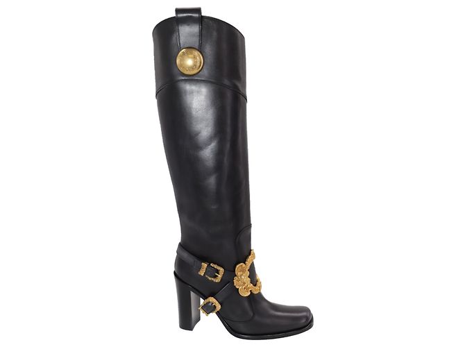 Botas de cano alto Dolce & Gabbana com detalhe de fivela dourada em couro preto - vista 7