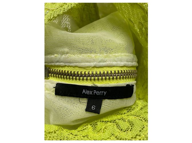 Autre Marque Alex Perry Spitzenkleid mit Schulterpolstern aus gelbem Polyester - Ansicht 7