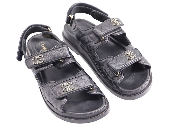 Timeless Sandali Chanel Trapuntati Dad con charm C foderato in pelle nera Nero - vista 5